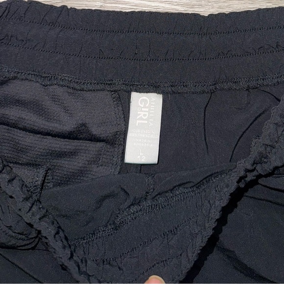 Athleta Girl Black All Play 3" Active Short size 12 - Picture 7 of 11
